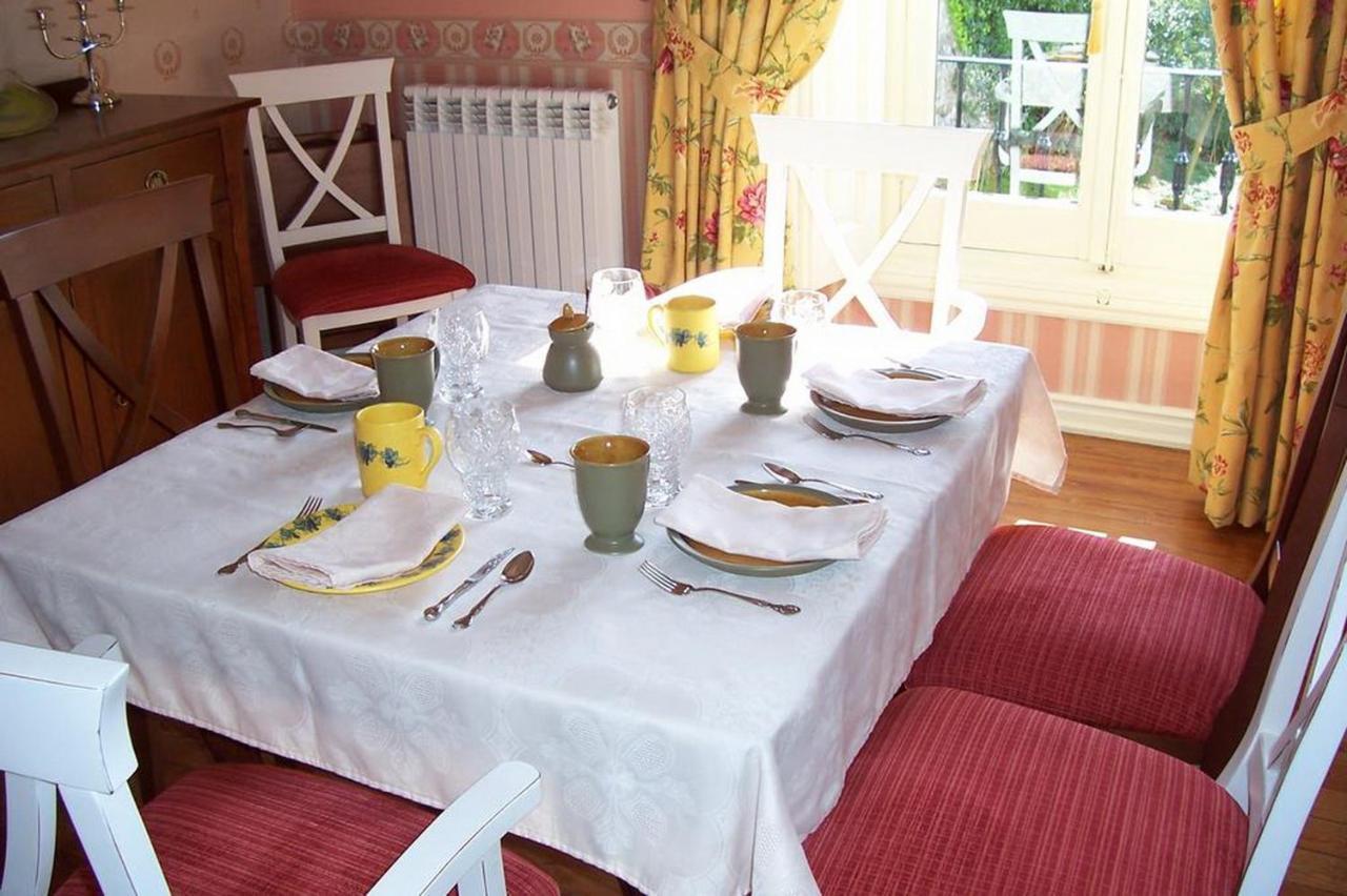 Posada Casa De Valle Colindres Ngoại thất bức ảnh